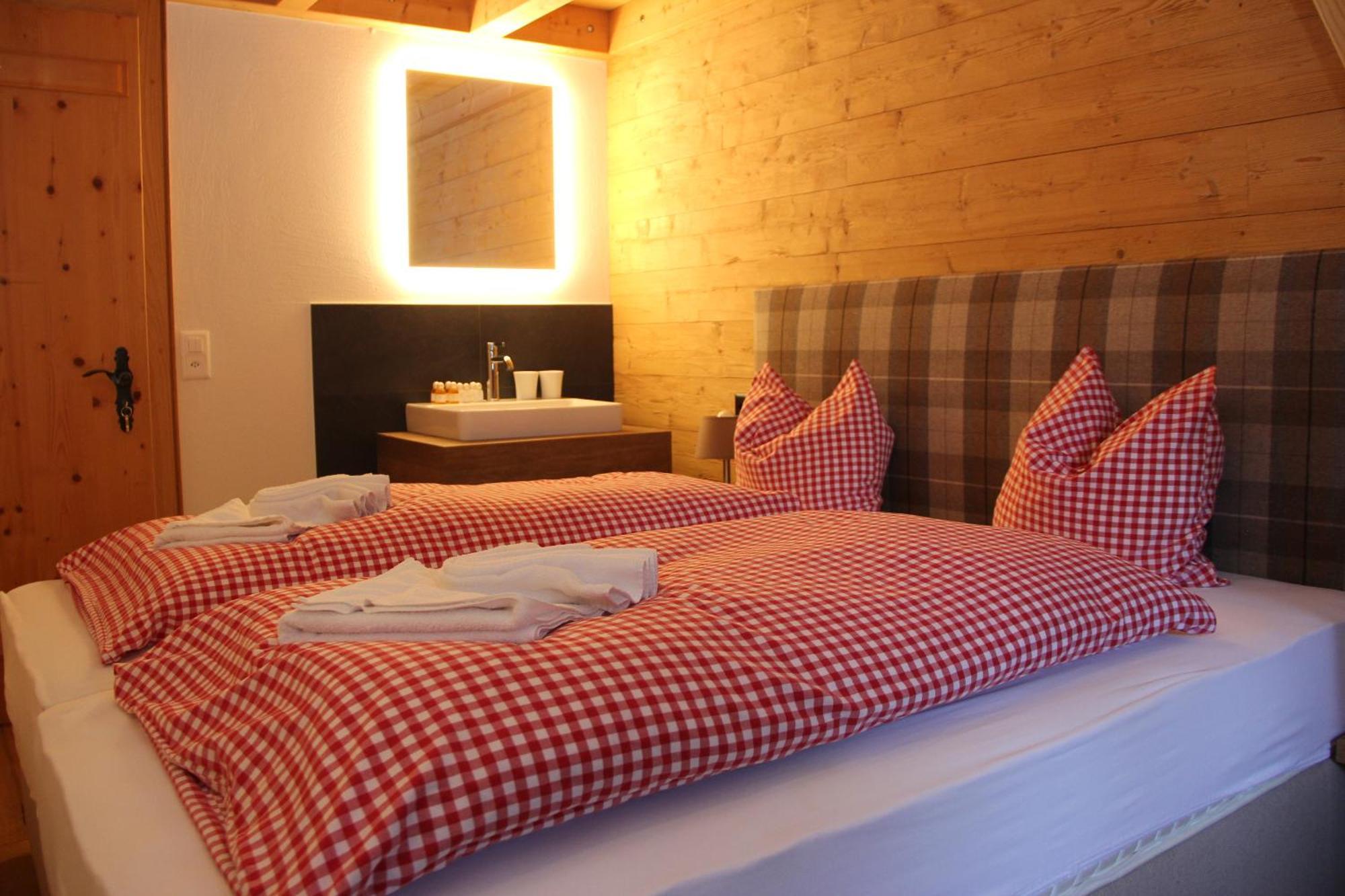 Villa Erezsaesshuette à Klosters-Serneus Extérieur photo